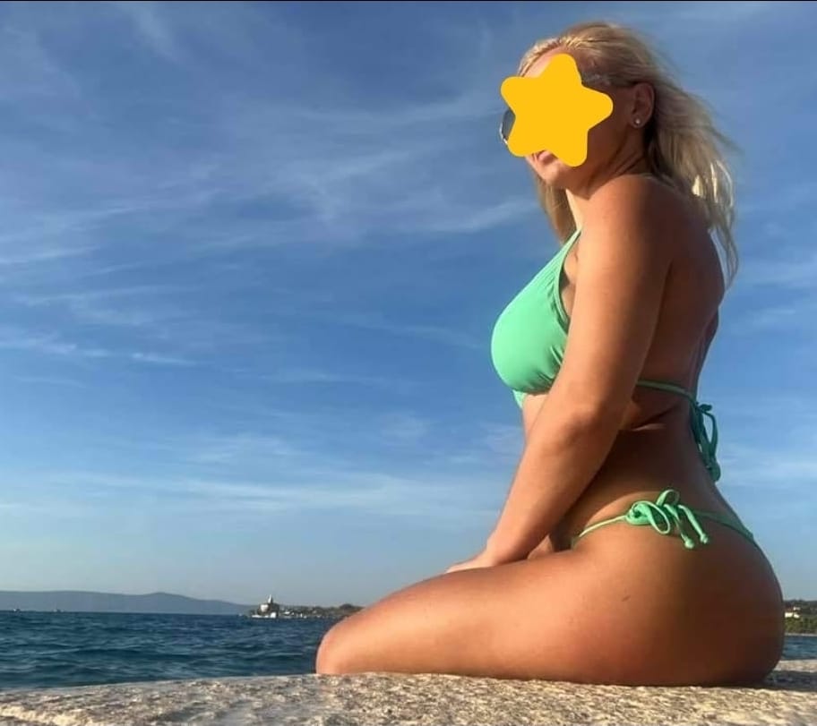אישה סקסית מקצוענית – בטבריה