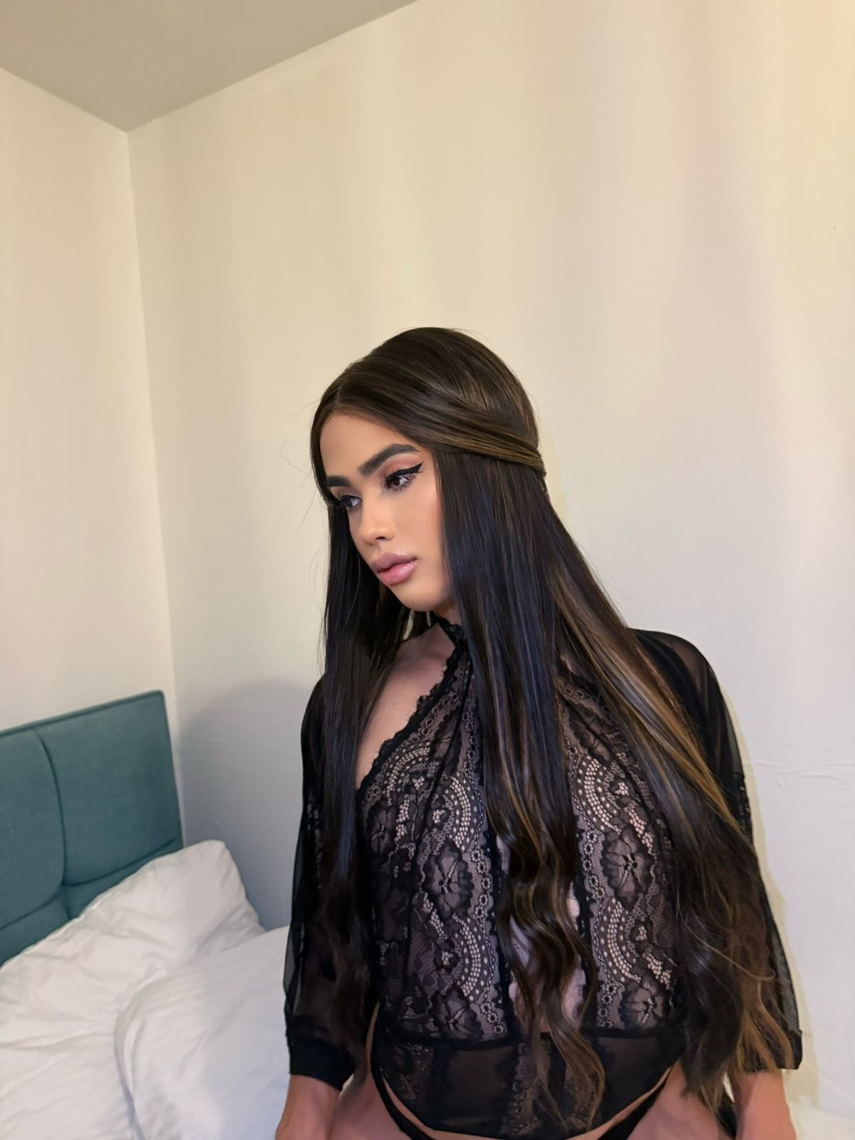 אנגל – קוקסינלית שובבה אמיתית-בתל אביב קוקסינלית איכותית