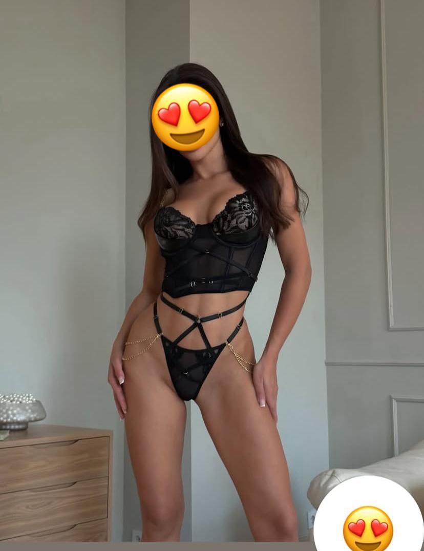 בפתח תקווה- ישראלית