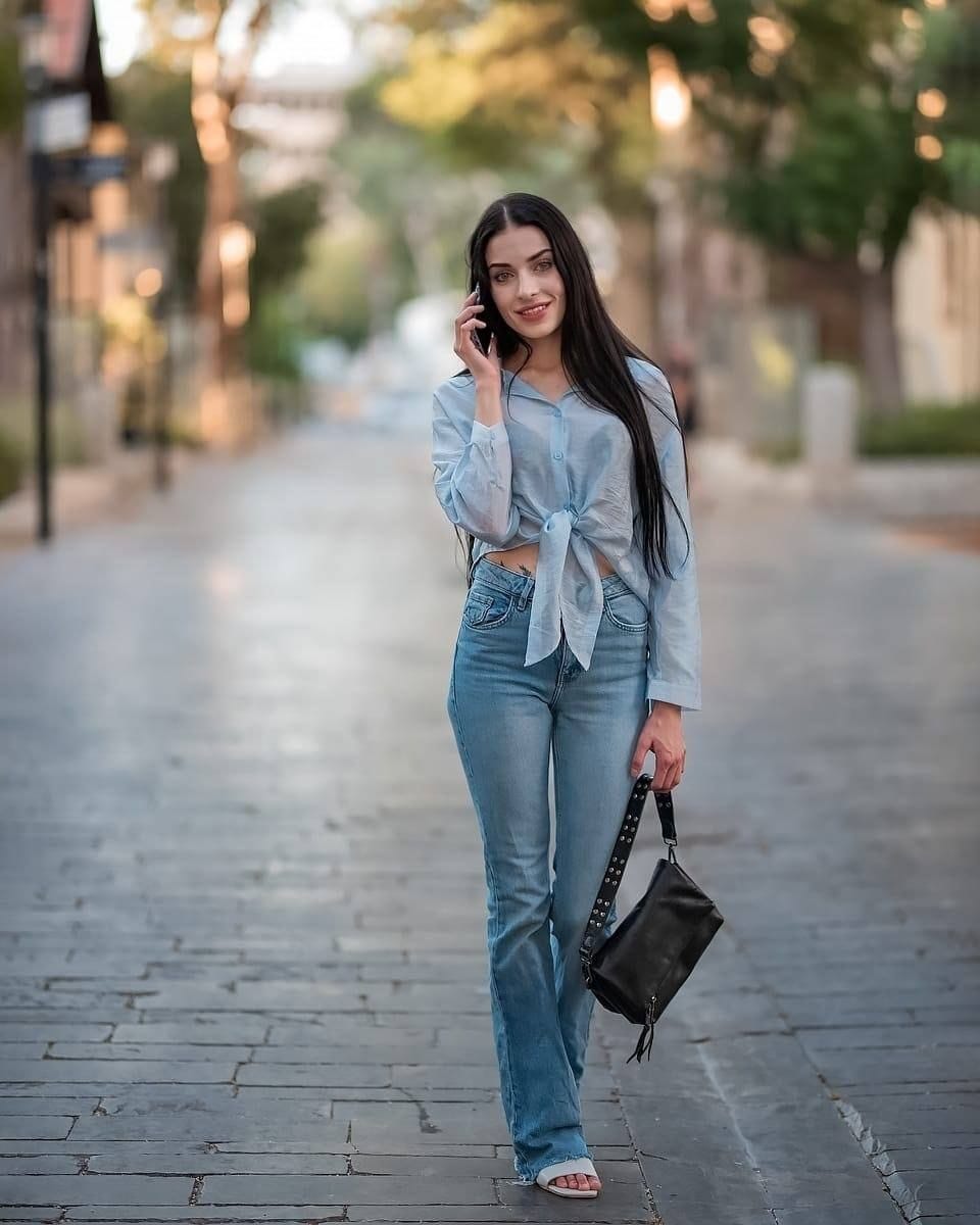ליזה – מעסה מפתיעה בת 25 – בתל אביב