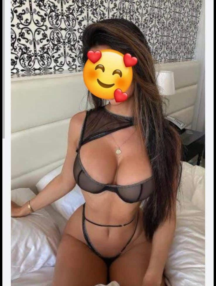 מארחת מדליקה – תל אביב